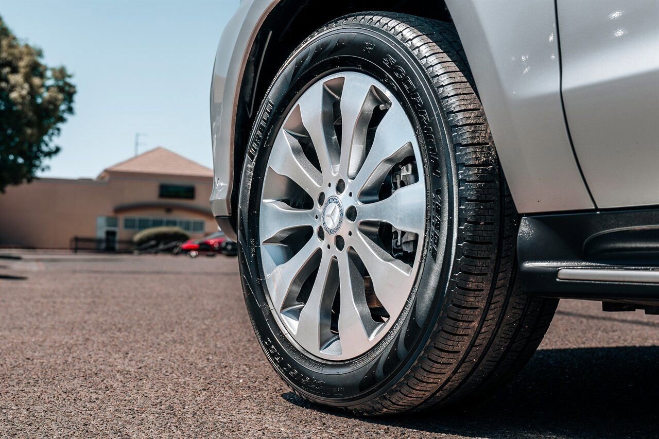 Used 2017 Mercedes-Benz GLS 450 4MATIC image 15