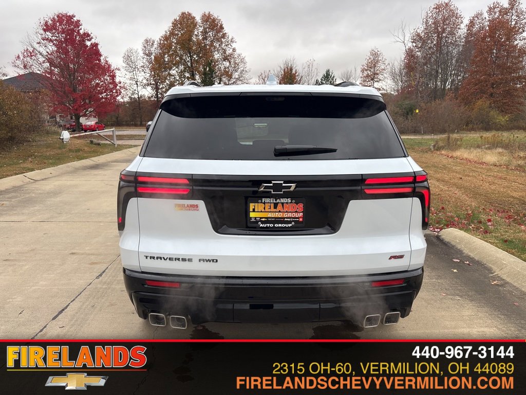 New 2026 Chevrolet Traverse RS image 8