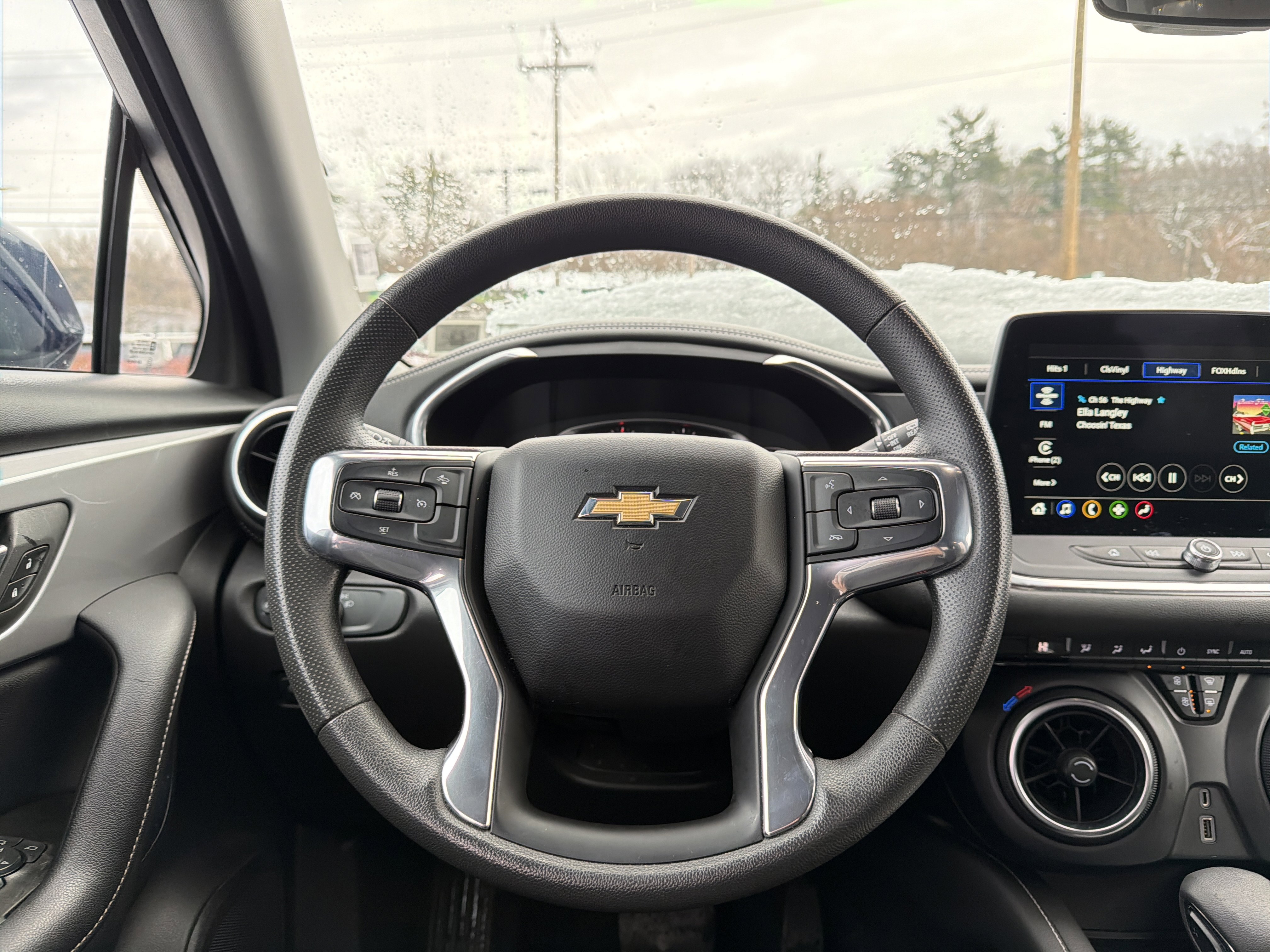 Used 2023 Chevrolet Blazer LT image 14