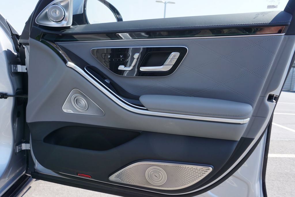 Certified 2023 Mercedes-Benz Maybach S 680 4MATIC image 61