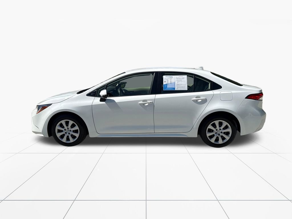 Used 2023 Toyota Corolla LE FWD image 5