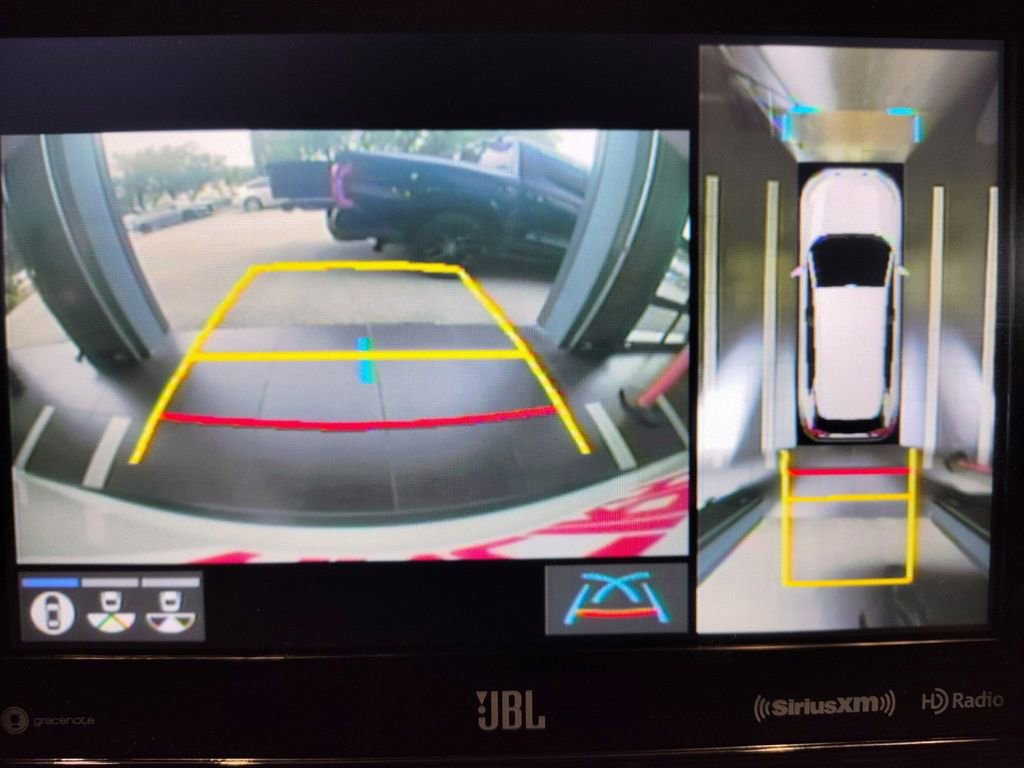 Used 2021 Toyota RAV4 Limited FWD image 6