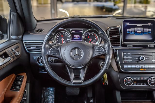Used 2018 Mercedes-Benz GLS 550 4MATIC w/ Offroad Package image 30