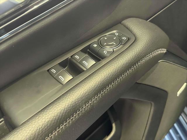 Certified 2025 GMC Yukon XL Denali image 17