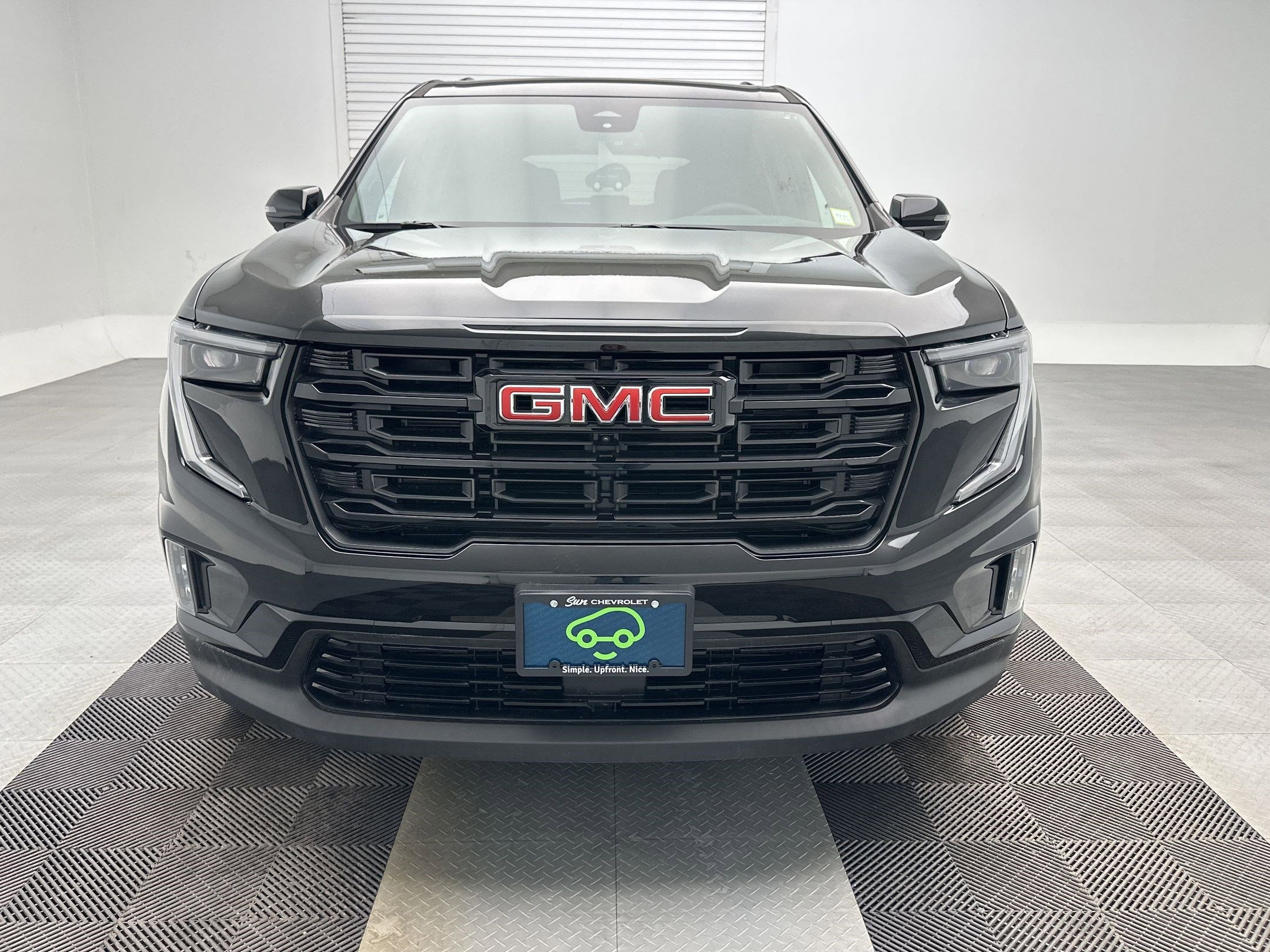 Used 2025 GMC Acadia Elevation w/ Elevation Premium Package image 6