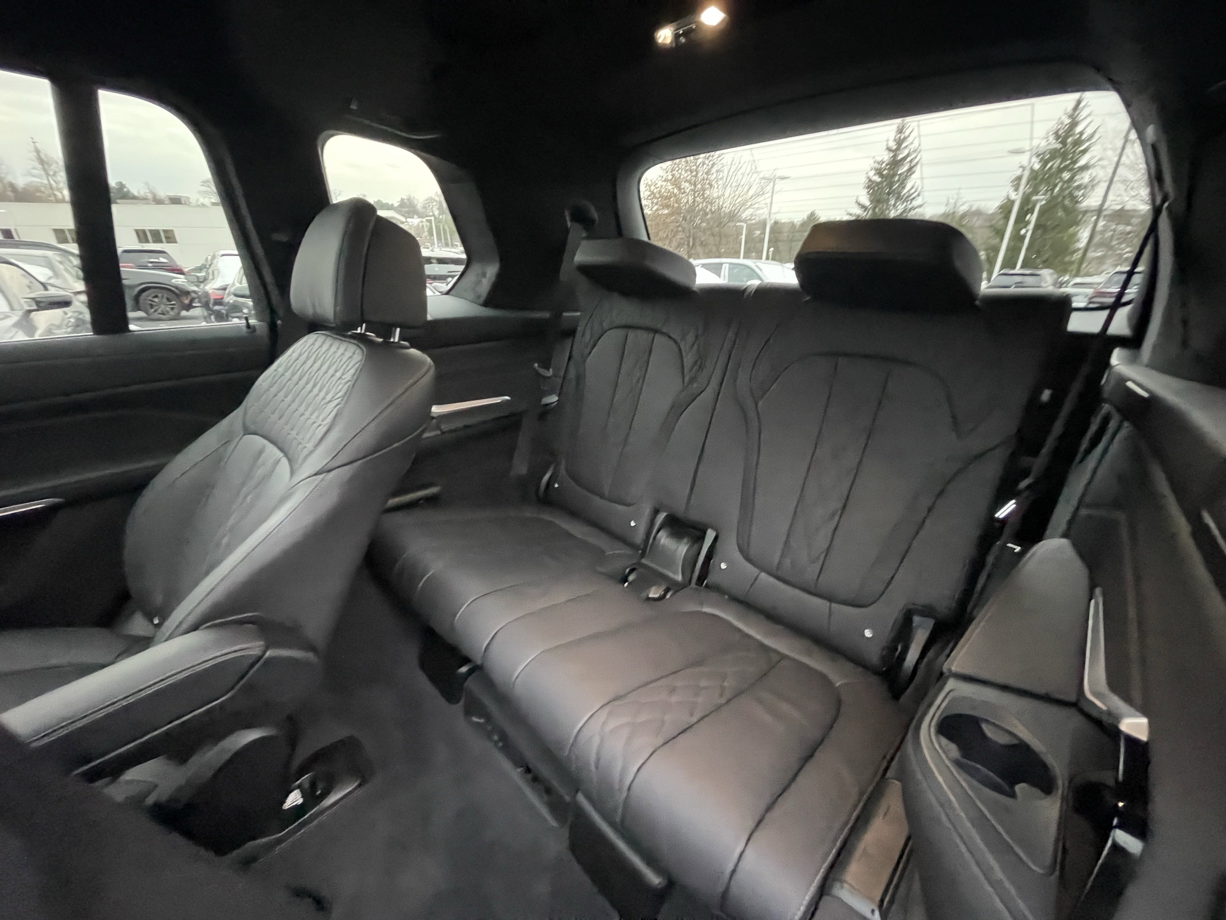 Certified 2023 BMW X7 xDrive40i w/ Executive Package image 17