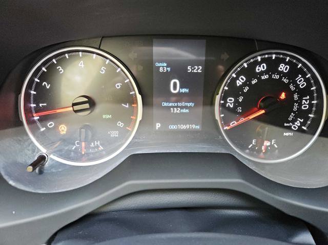 Used 2022 Toyota RAV4 XLE image 16