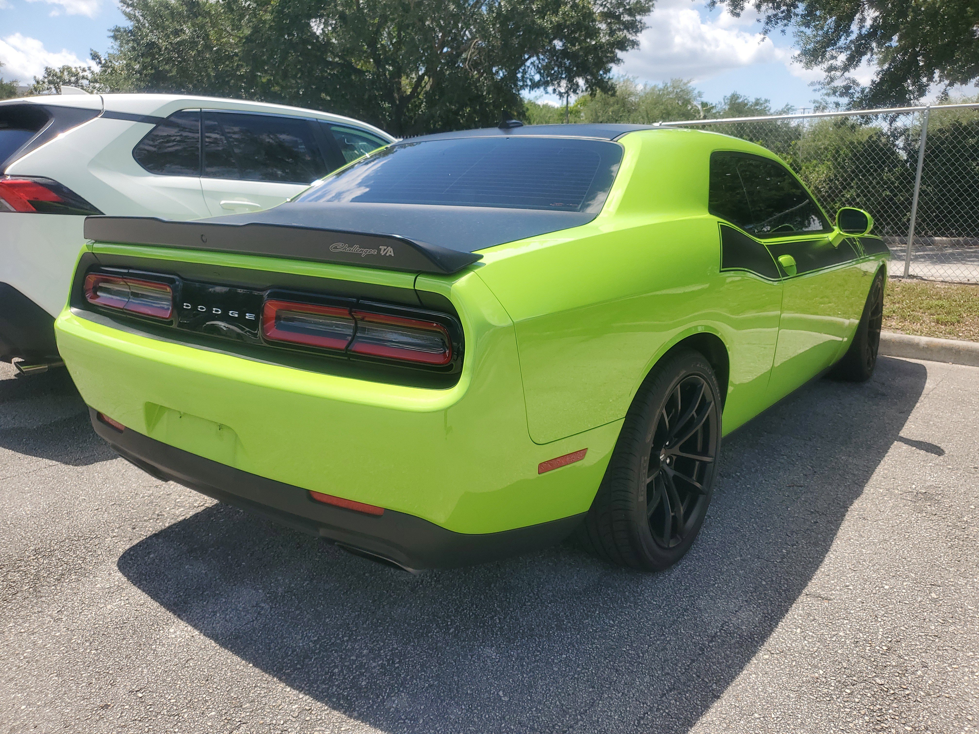 Used 2023 Dodge Challenger R/T Scat Pack w/ T/A Package RWD image 4