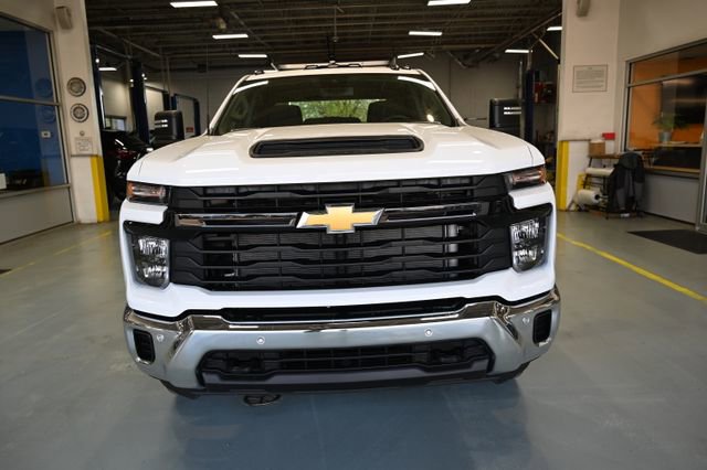 New 2026 Chevrolet Silverado 2500 W/T w/ WT/CX Safety Package AWD/4WD image 2