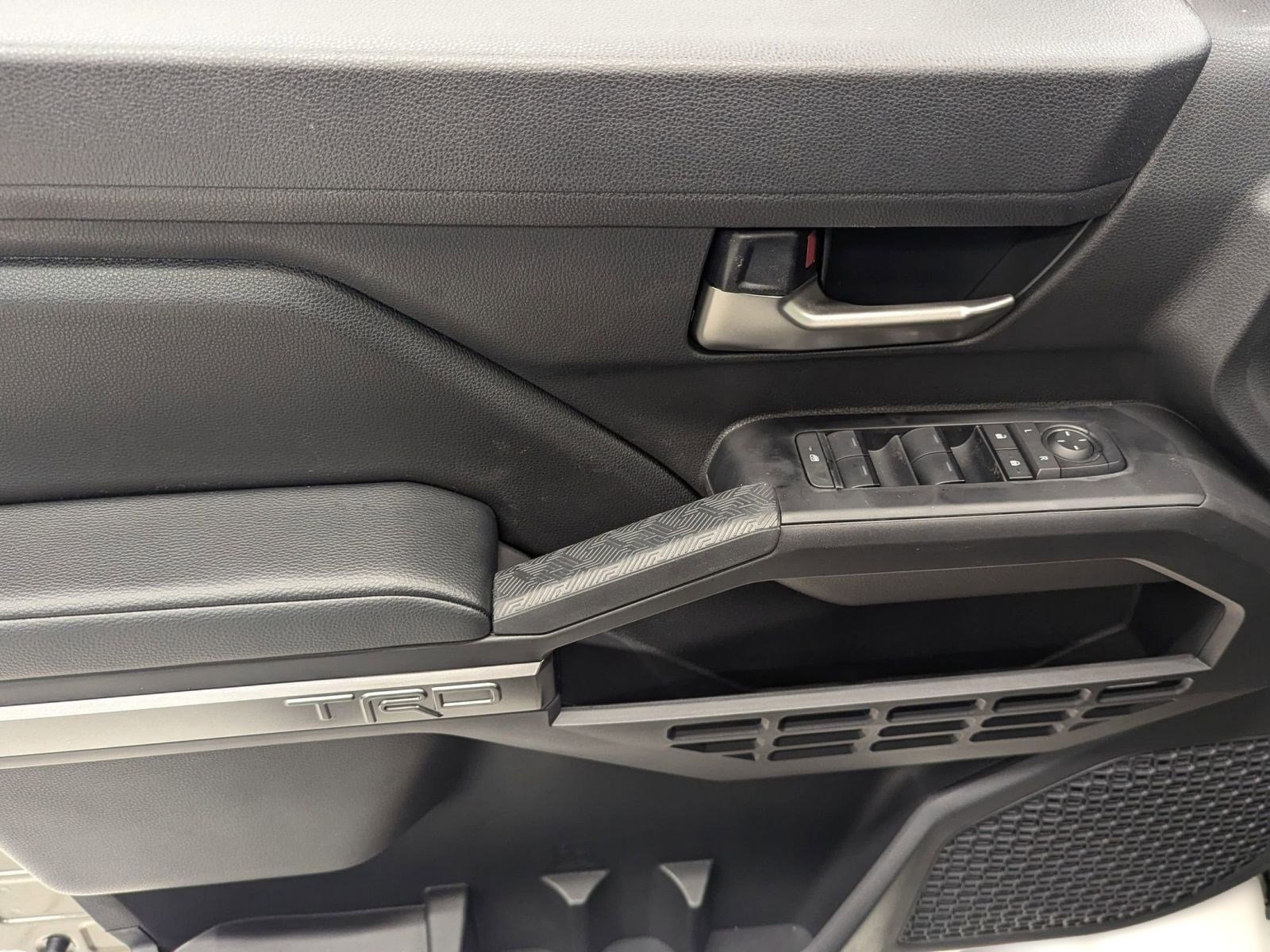 New 2026 Toyota Tacoma SR5 image 10
