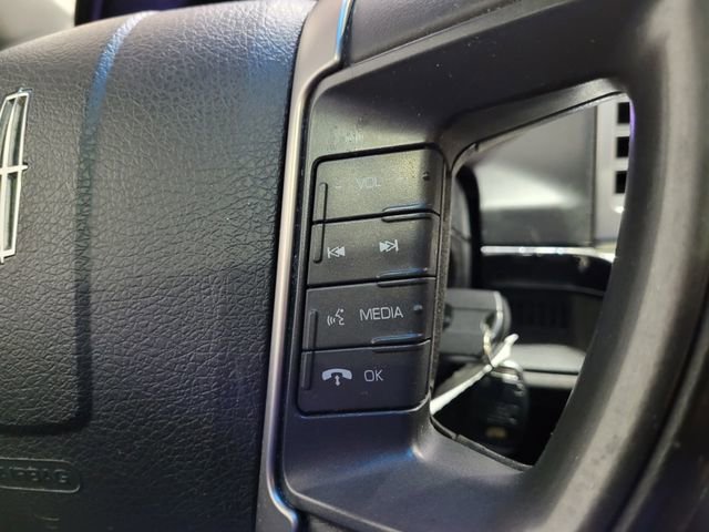 Used 2012 Lincoln MKZ image 39