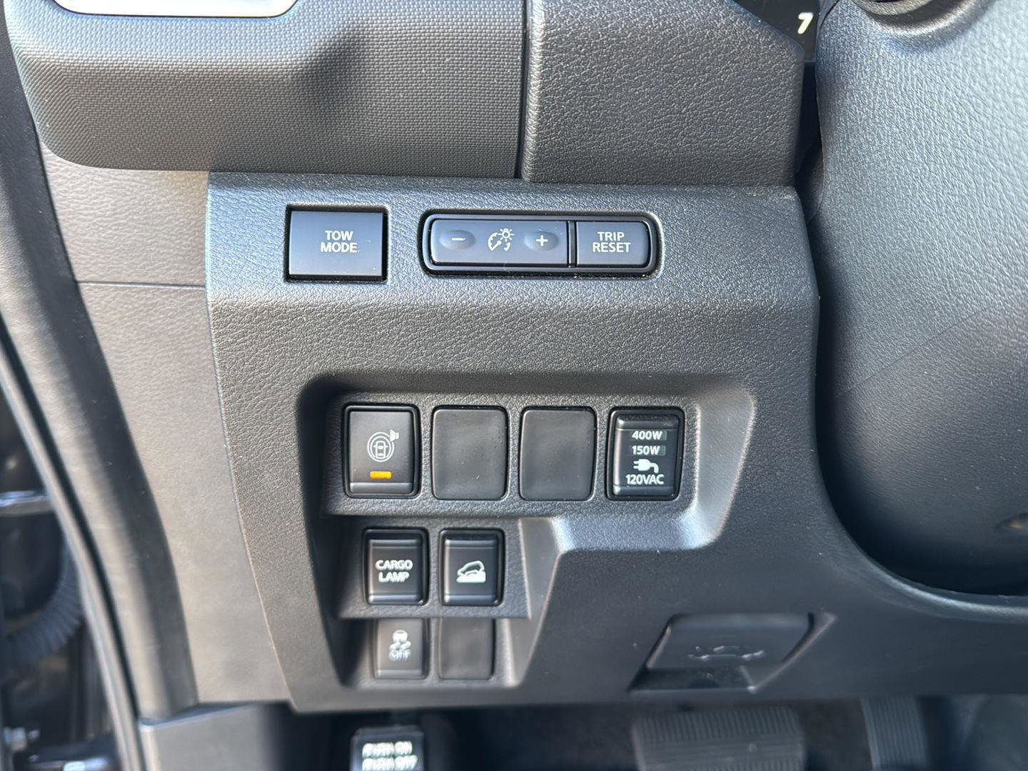 Used 2024 Nissan Frontier SV w/ SV Convenience Package image 21