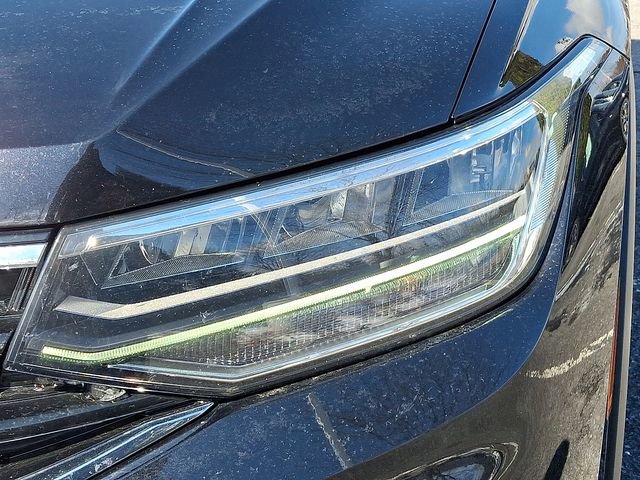 Used 2022 Volkswagen Tiguan SE R-Line image 12