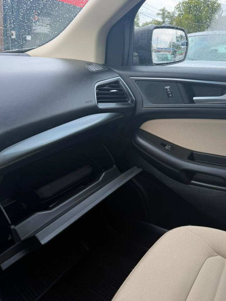 Used 2018 Ford Edge SE AWD/4WD image 18