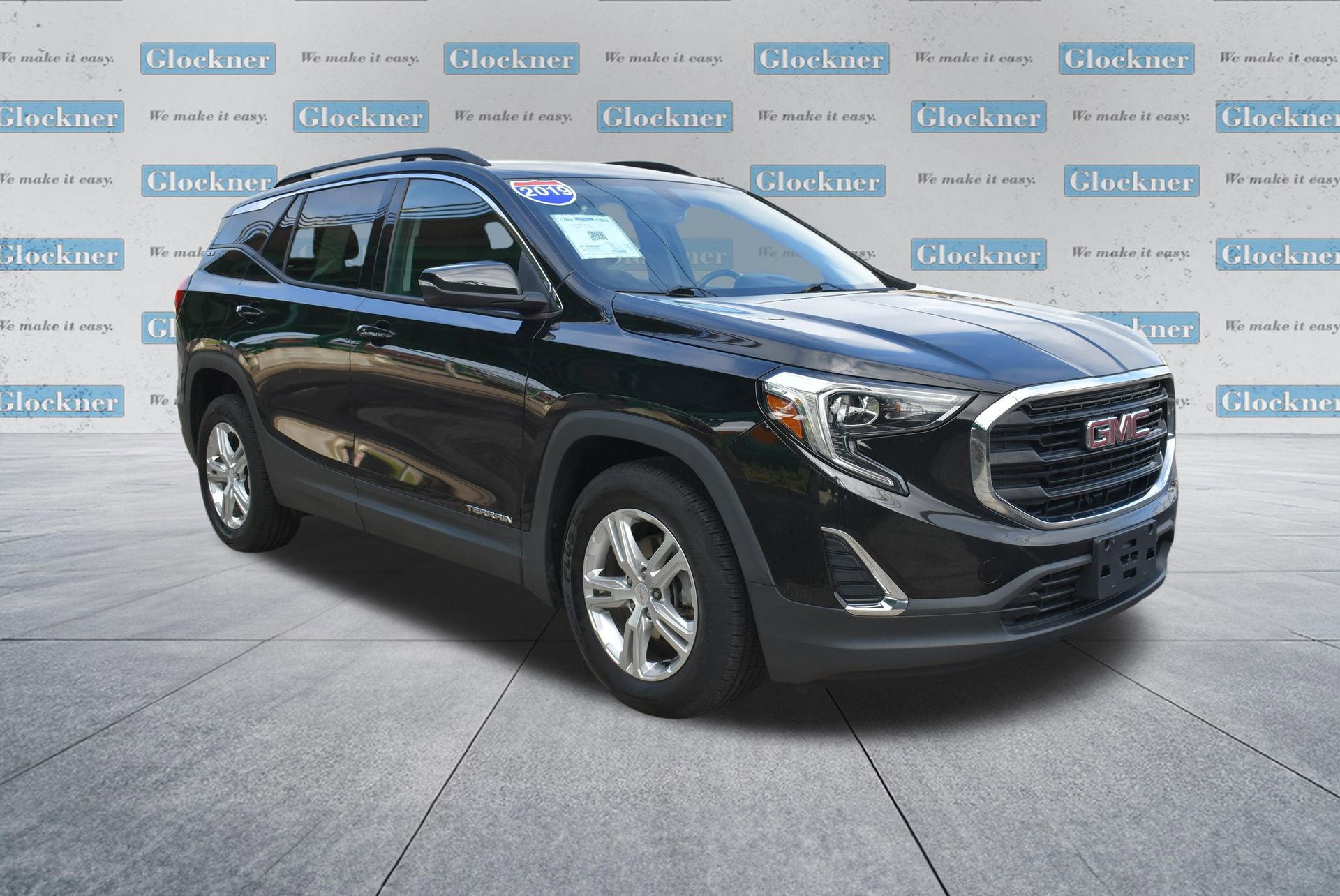 Used 2019 GMC Terrain SLE w/ Driver Convenience Package FWD image 3