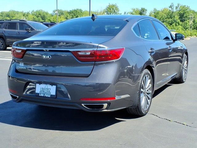 Used 2018 Kia Cadenza Premium w/ Paint Protection Package FWD image 24