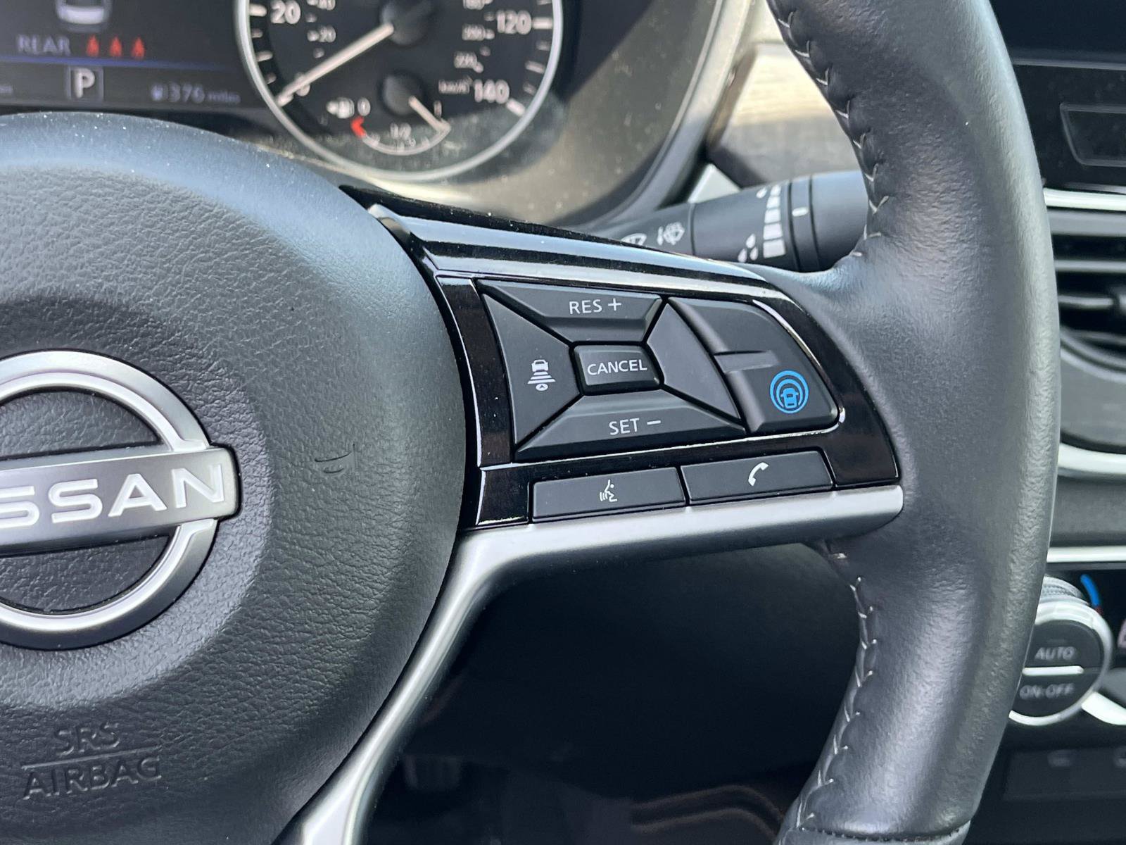 Used 2024 Nissan Altima 2.5 SL FWD image 29