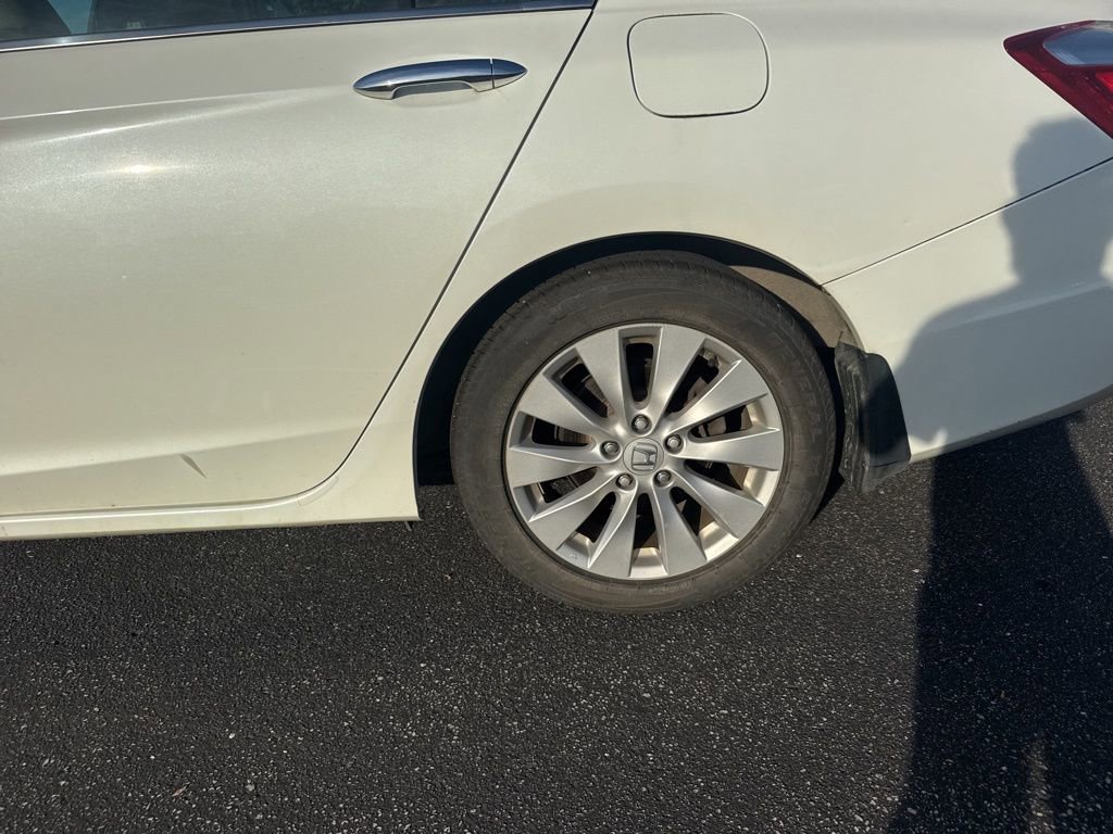 Used 2015 Honda Accord EX-L image 8