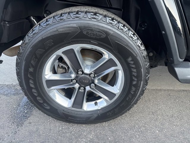 Certified 2022 Jeep Wrangler Unlimited Sahara w/ Cold Weather Group image 34