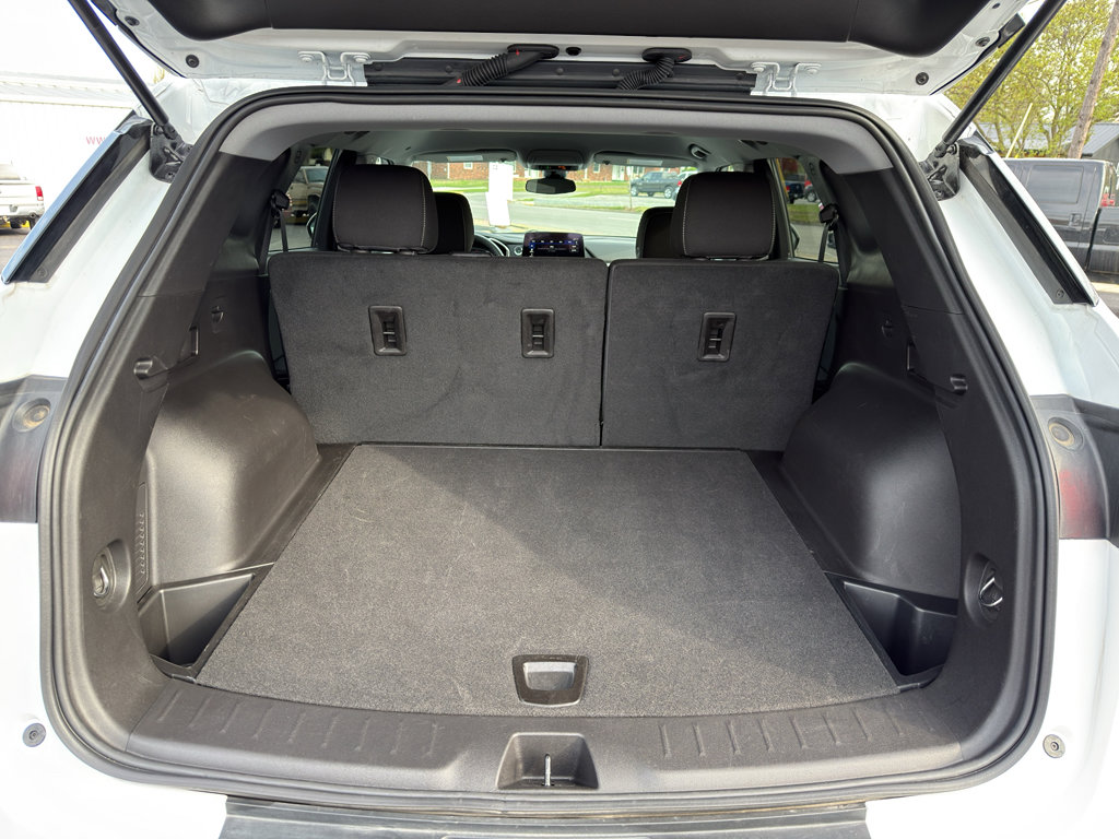 Used 2025 Chevrolet Blazer LT image 33
