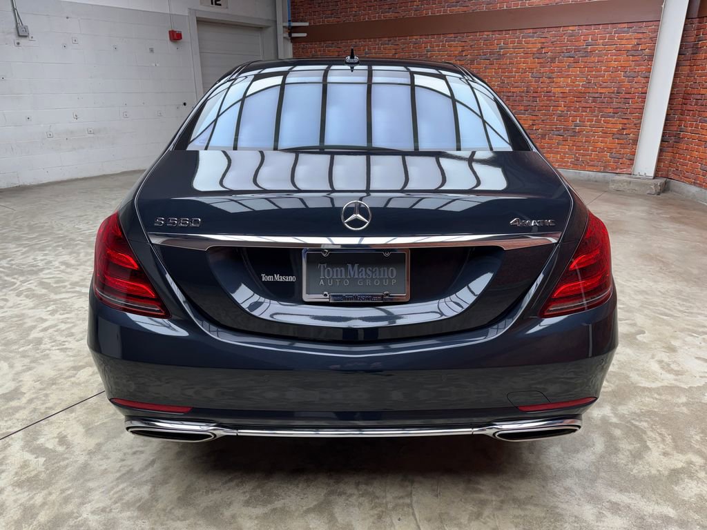 Used 2020 Mercedes-Benz S 560 4MATIC Sedan image 4