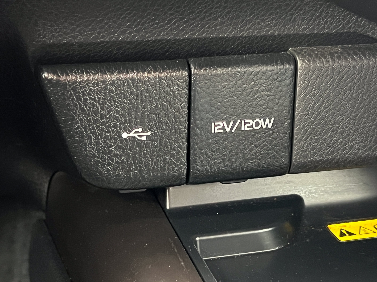 Used 2022 Toyota Camry XSE FWD image 26