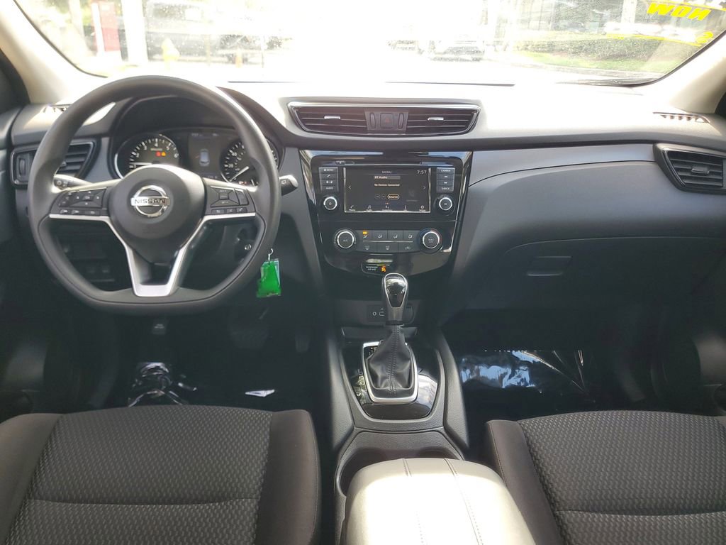 Used 2020 Nissan Rogue Sport S w/ Appearance Package FWD image 13
