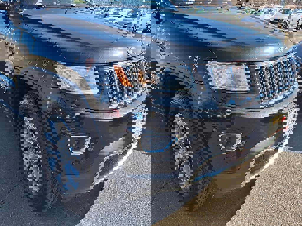 Used 2016 Jeep Grand Cherokee Limited image 7