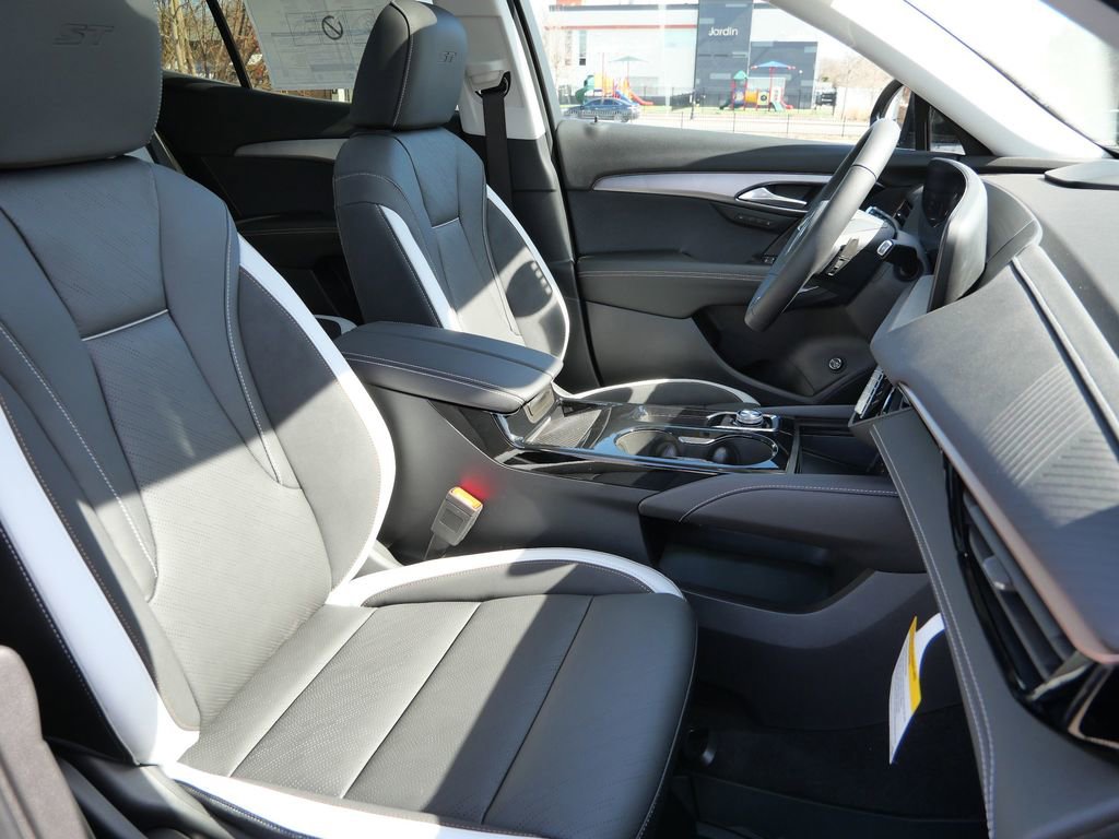 New 2026 Buick Envision Sport Touring image 24