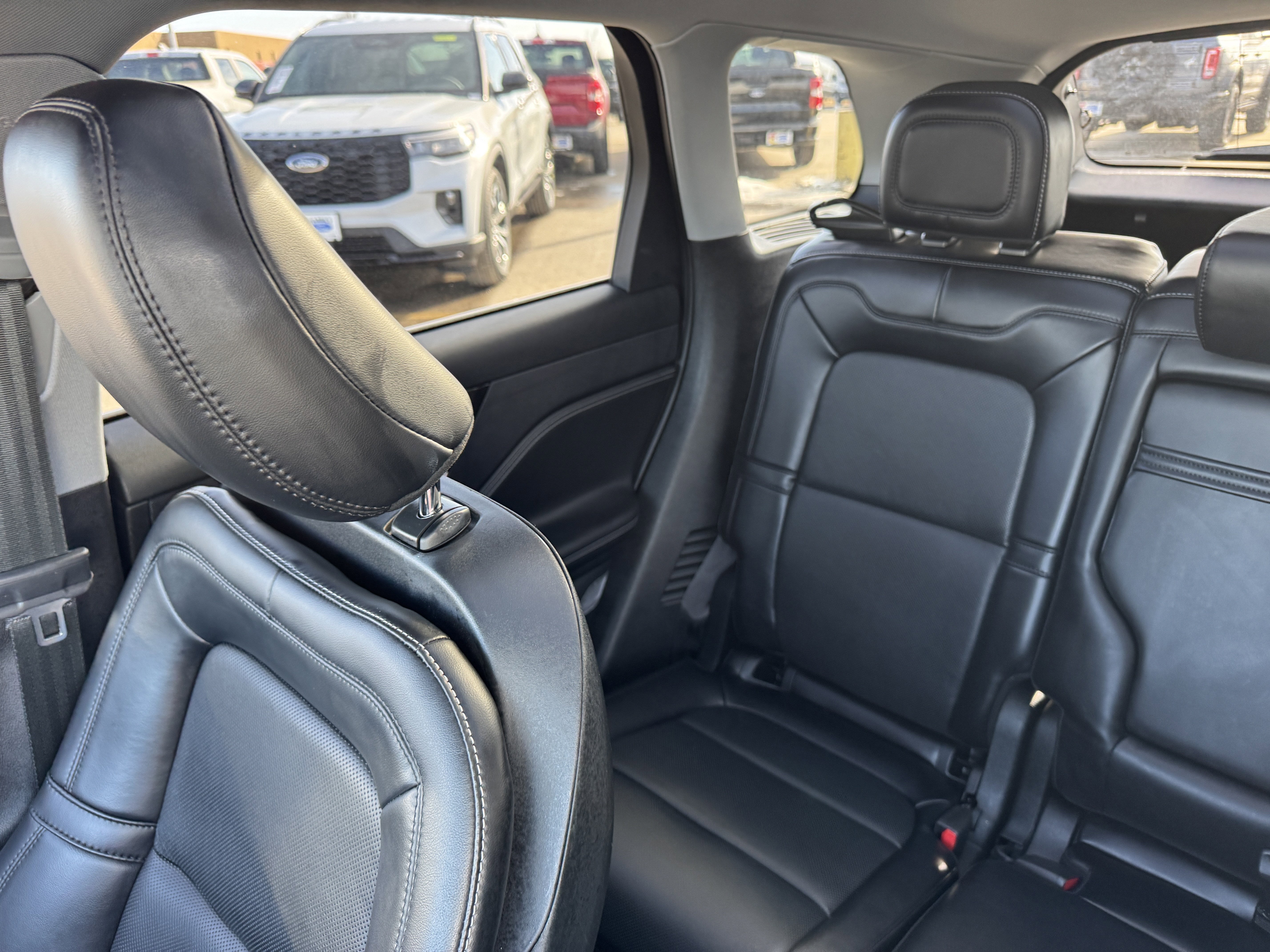 Used 2022 Lincoln Corsair Reserve w/ Luxury Package image 12