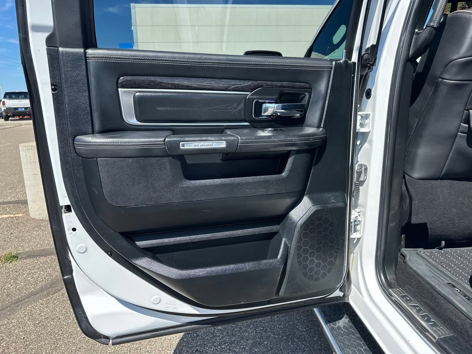 Used 2017 RAM 1500 Limited AWD/4WD image 30