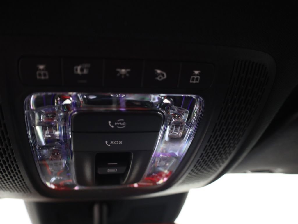 Used 2025 Mercedes-Benz GLA 35 AMG 4MATIC image 26