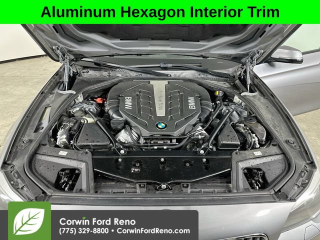 Used 2016 BMW 550i xDrive Sedan AWD/4WD image 32