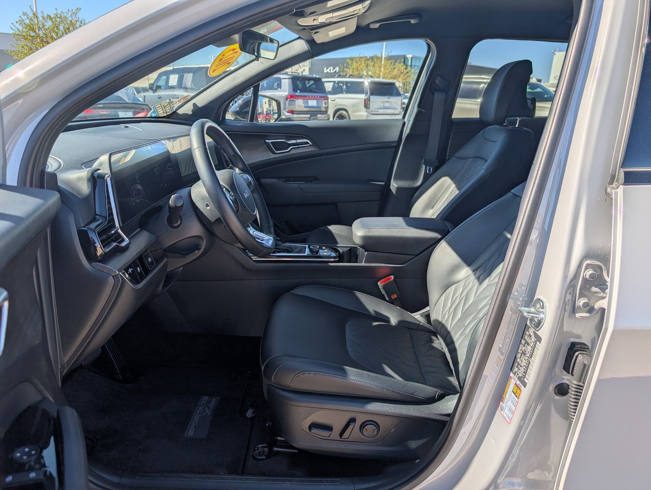 Certified 2025 Kia Sportage X-Line image 25