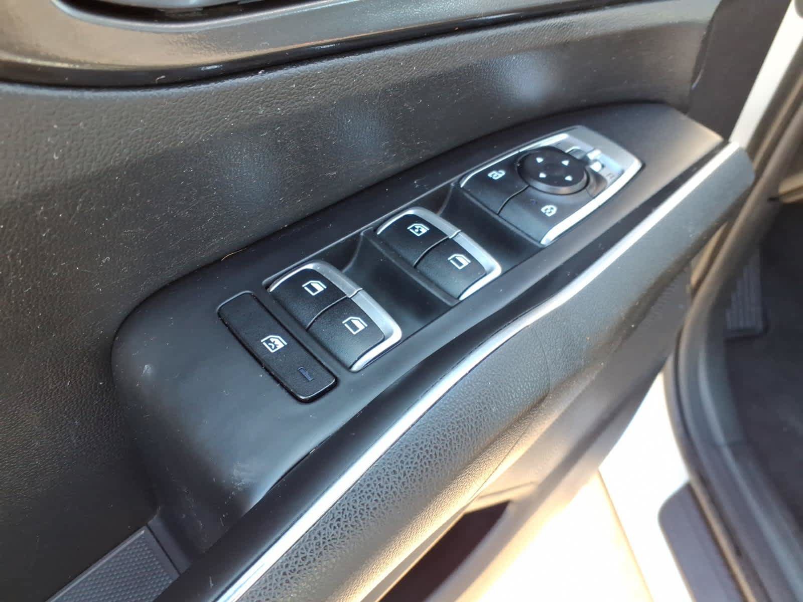 Used 2022 Kia Sorento LX AWD/4WD image 17