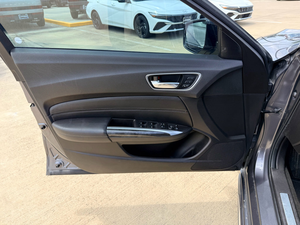 Used 2018 Acura TLX V6 w/ Advance Package FWD image 9
