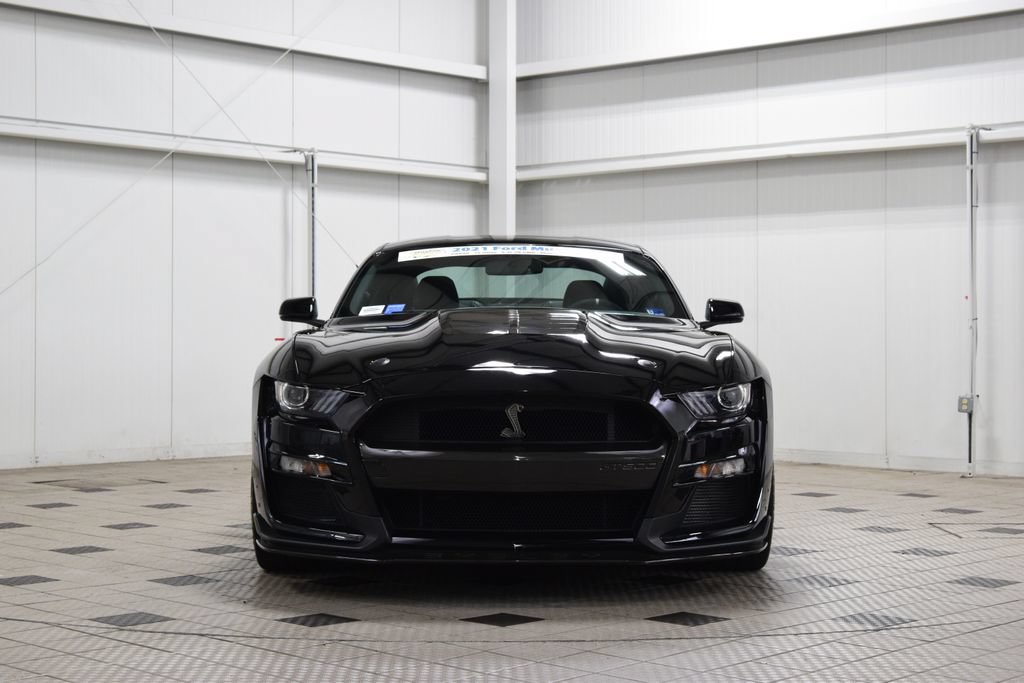 Used 2021 Ford Mustang Shelby GT500 w/ Technology Package RWD image 2