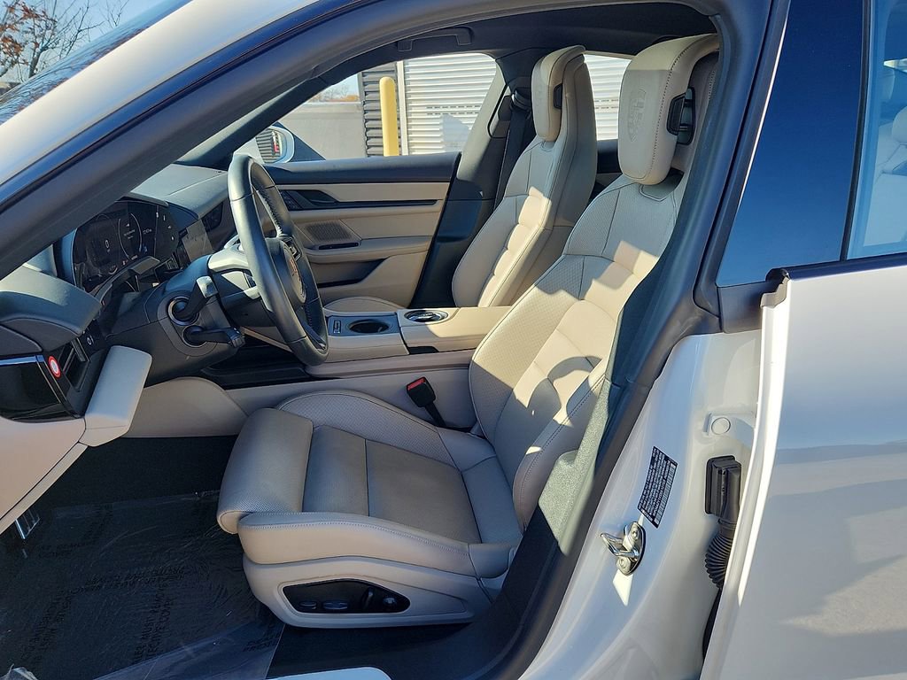 Certified 2025 Porsche Taycan image 5