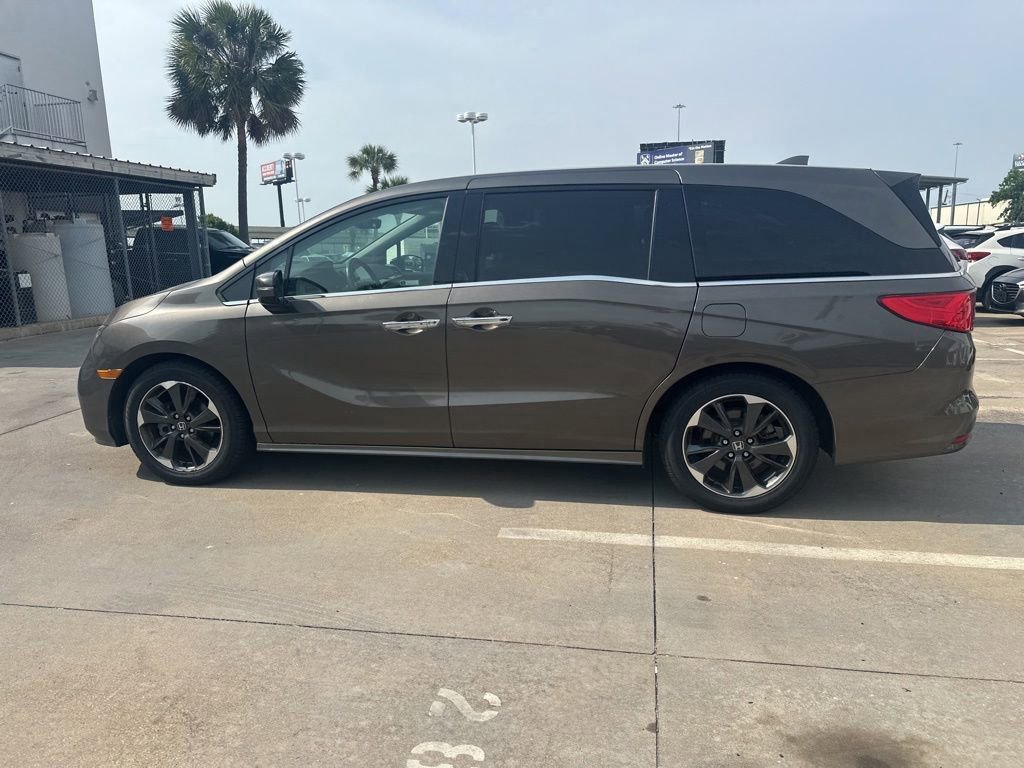 Used 2023 Honda Odyssey Elite image 8