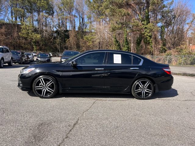 Used 2016 Honda Accord Touring image 2