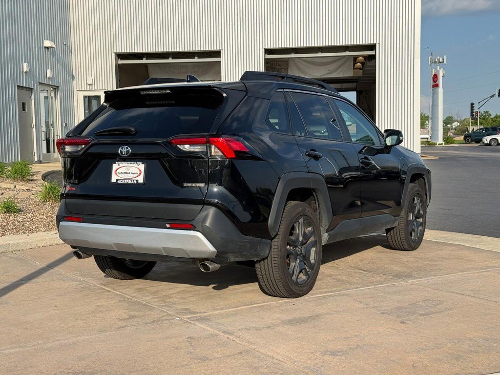 Certified 2024 Toyota RAV4 Adventure AWD/4WD image 5