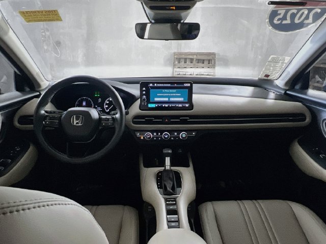 Used 2025 Honda HR-V EX-L image 28