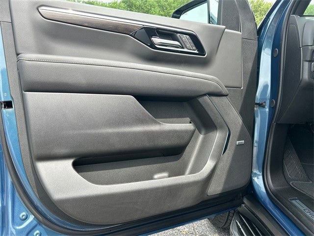 New 2025 Chevrolet Tahoe Premier AWD/4WD image 19