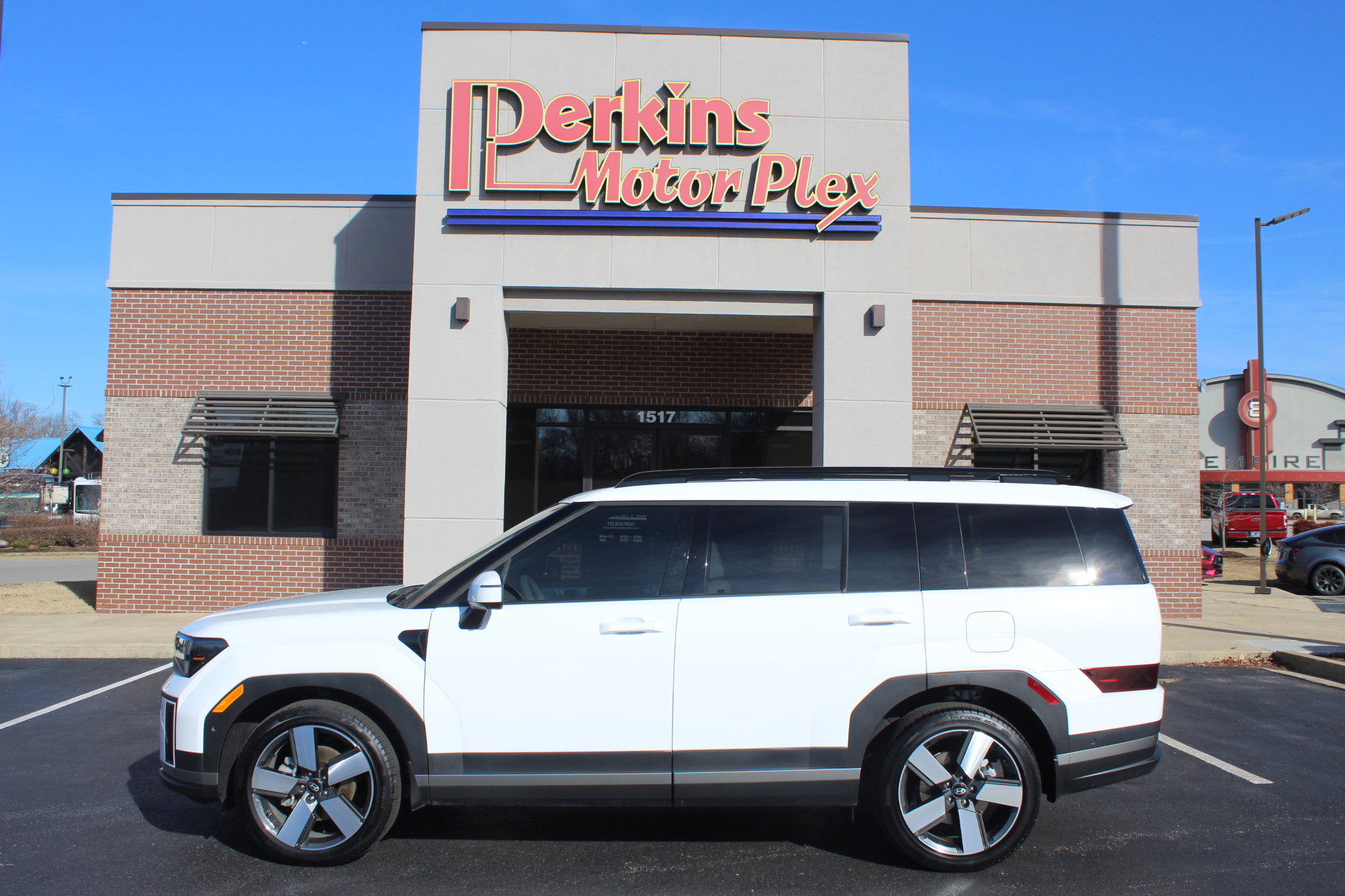 Used 2025 Hyundai Santa Fe Limited image 10