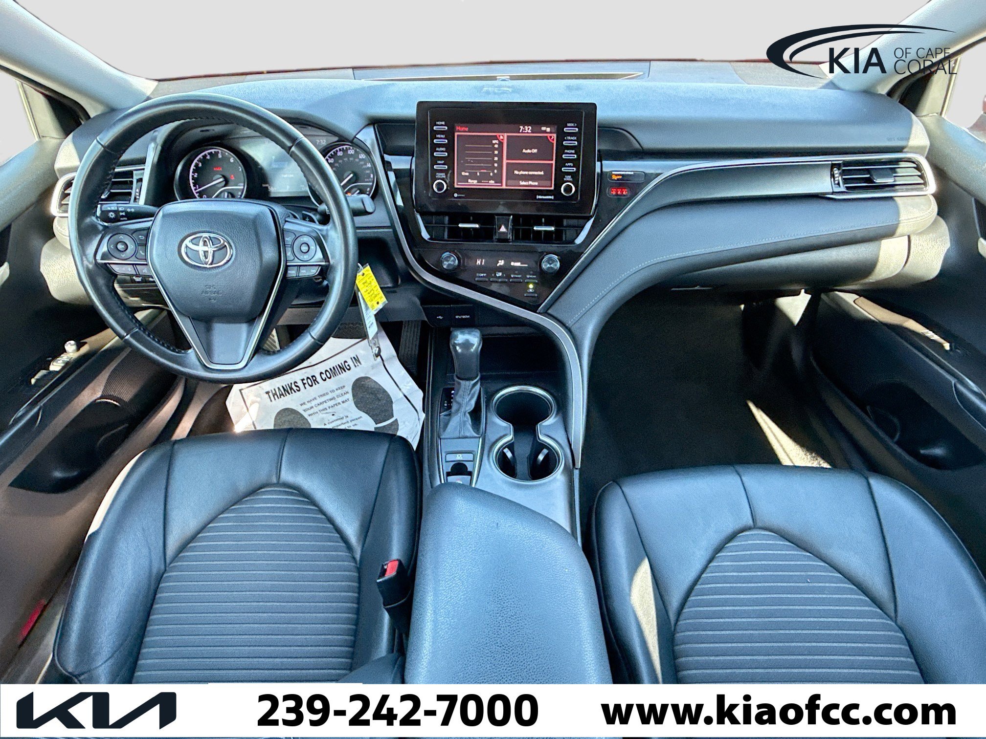 Used 2021 Toyota Camry SE image 15