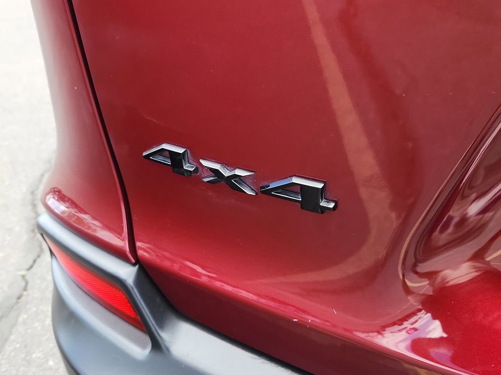 Used 2021 Jeep Cherokee Latitude Plus image 12