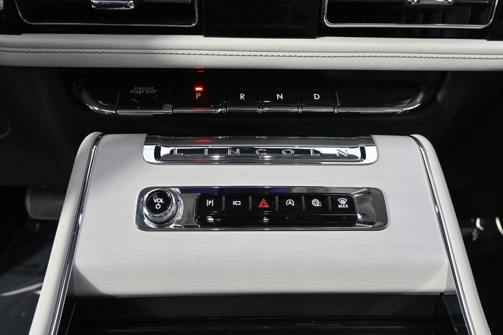 New 2026 Lincoln Aviator Reserve AWD/4WD image 32