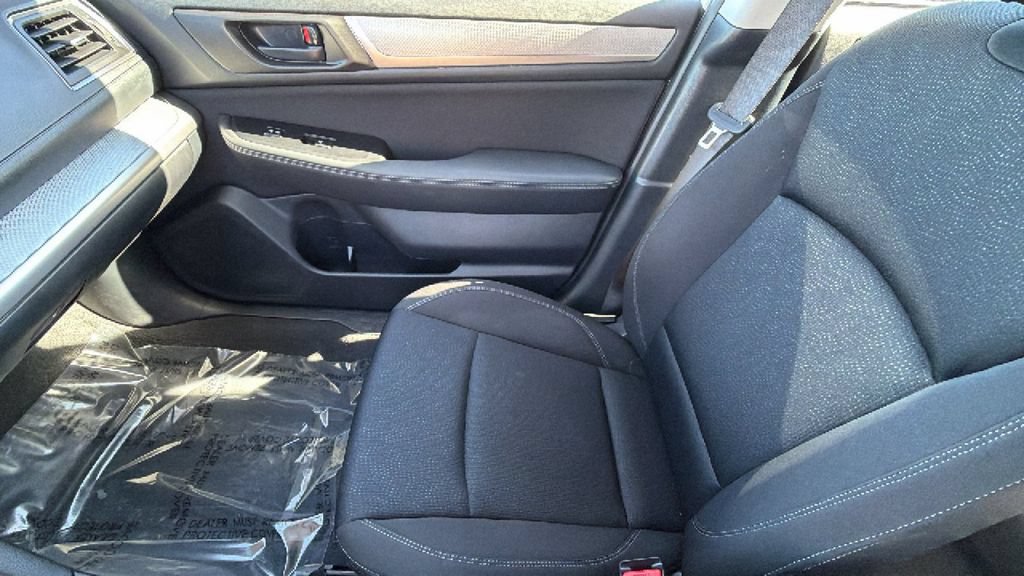 Used 2019 Subaru Legacy 2.5i AWD/4WD image 12