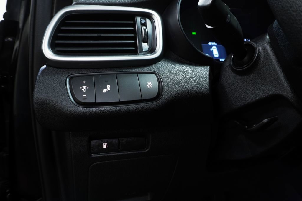 Used 2020 Kia Sorento LX AWD/4WD image 23