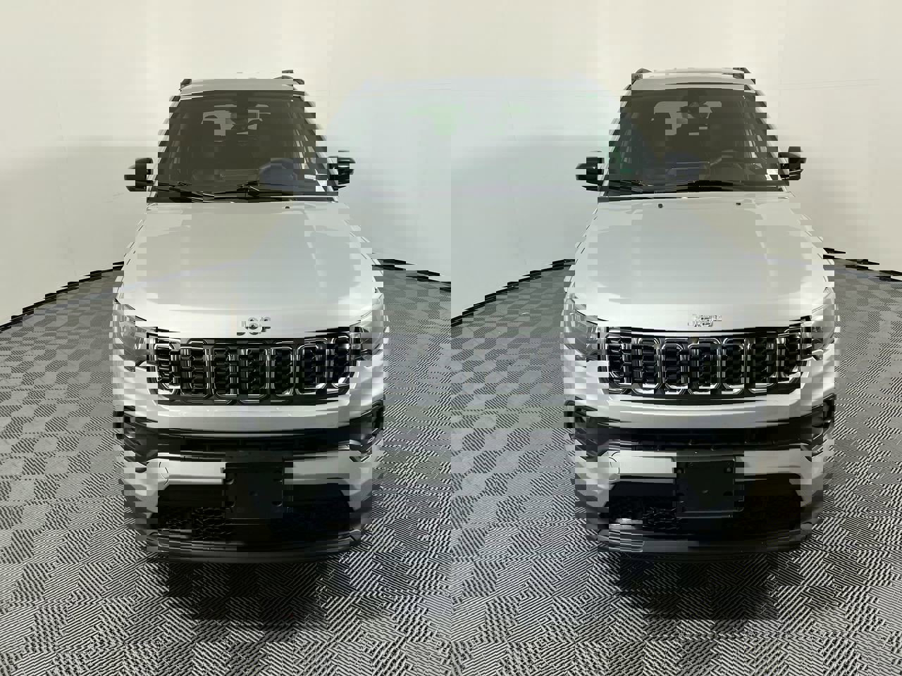 Used 2024 Jeep Compass Latitude image 8